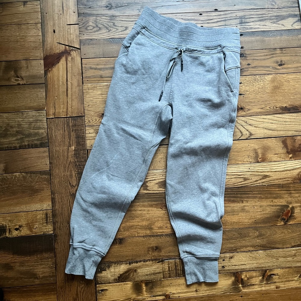 Lululemon jogger sweatpants